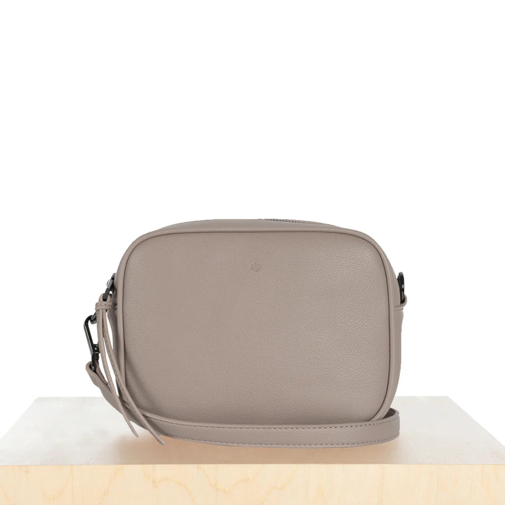 Muse Bag - Taupe Pebble